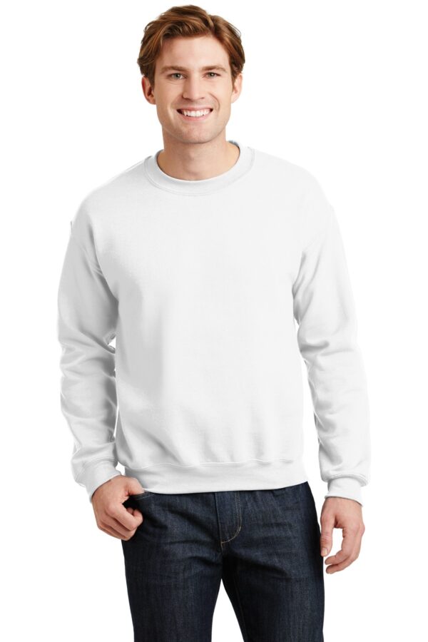 Gildan - Heavy Blend Crewneck Sweatshirt. 18000